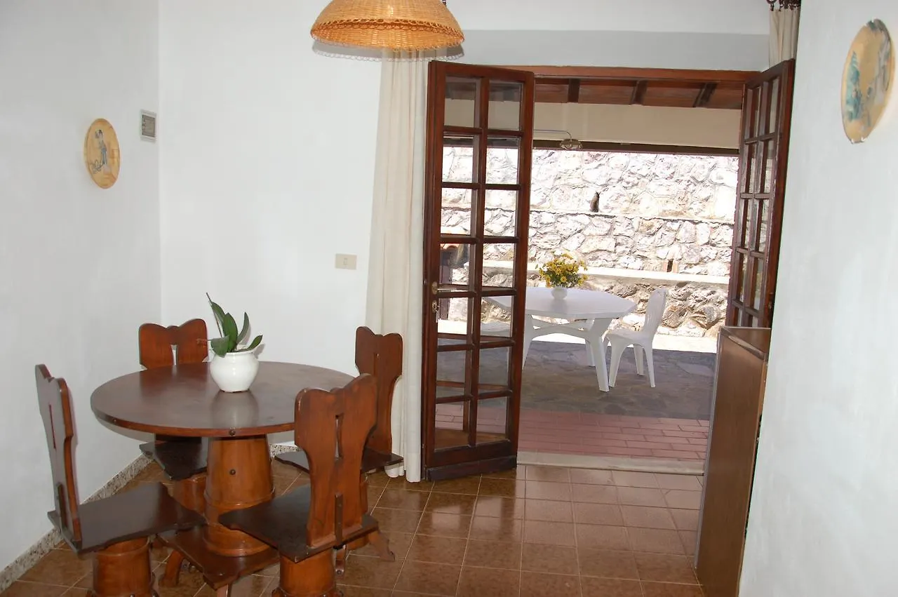 Casa Rosa Villa Capoliveri  Italy